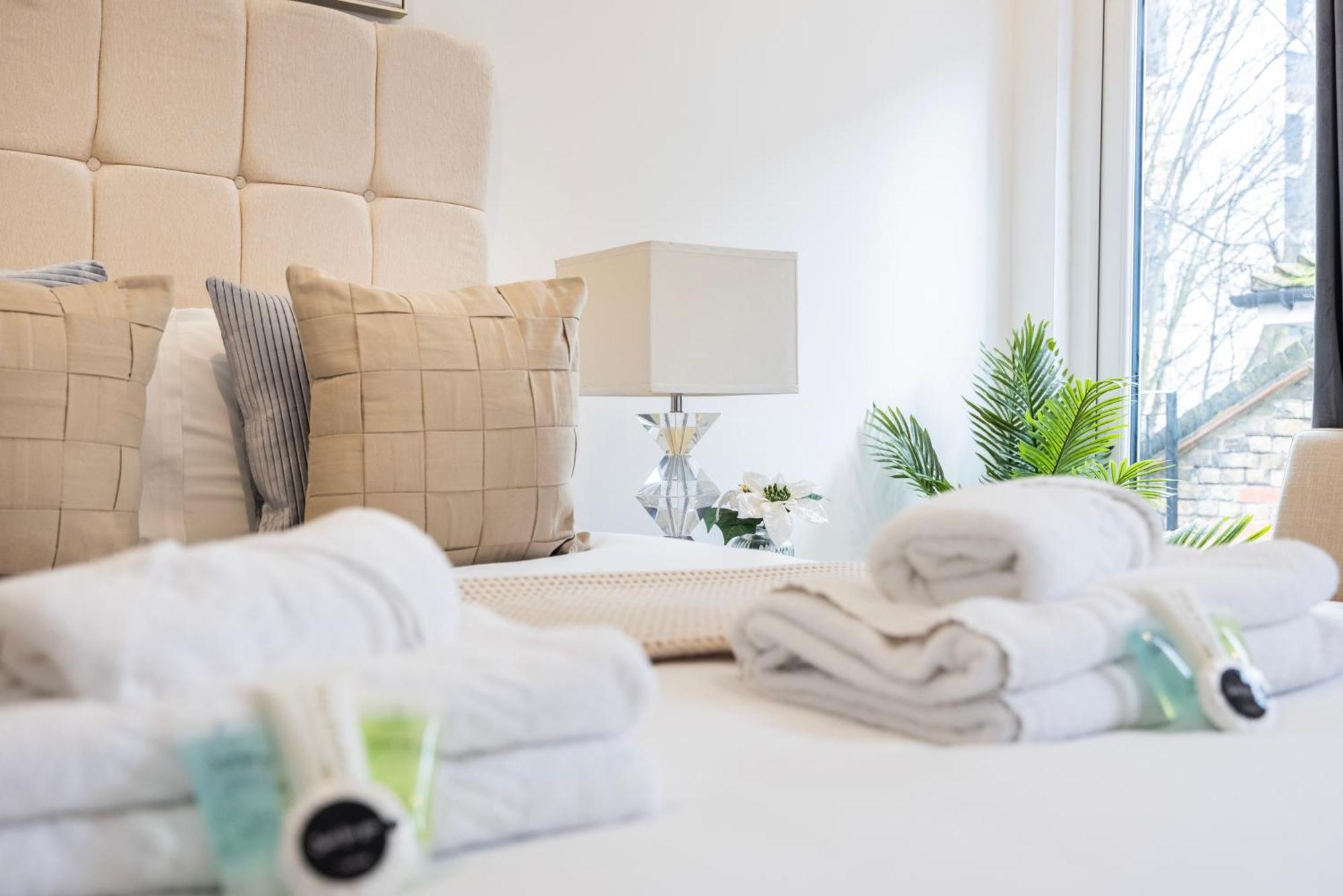 Block Of Apartments In Croydon ,Long Stays , Weekly & Monthly Offers , Contractors , Relocations , Leisure & Family Stays Exteriér fotografie